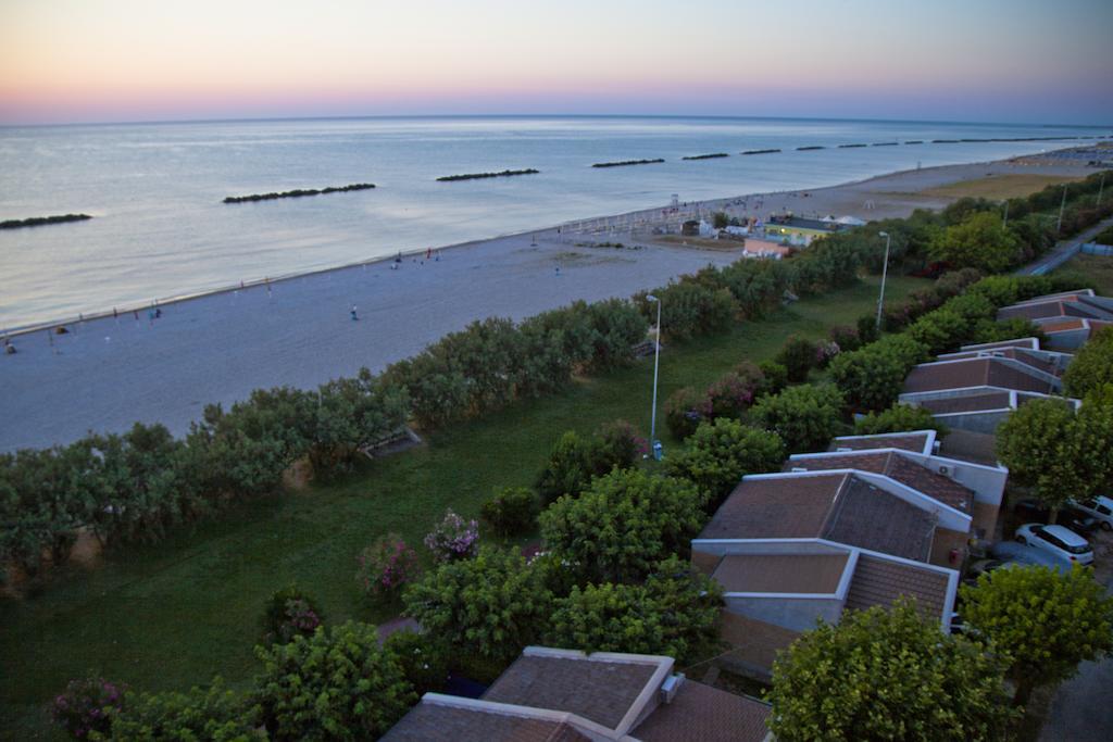 Residence Casabianca Porto San Giorgio Eksteriør bilde
