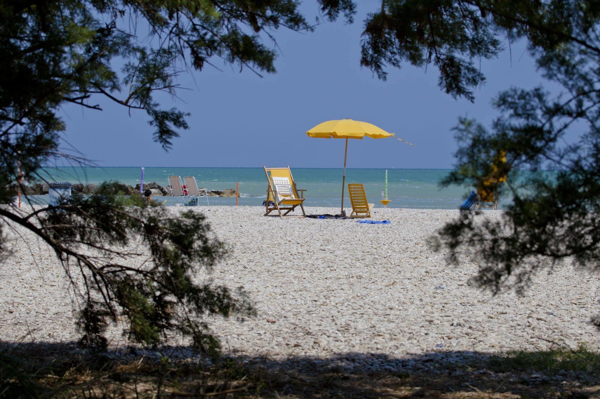 Residence Casabianca Porto San Giorgio Eksteriør bilde